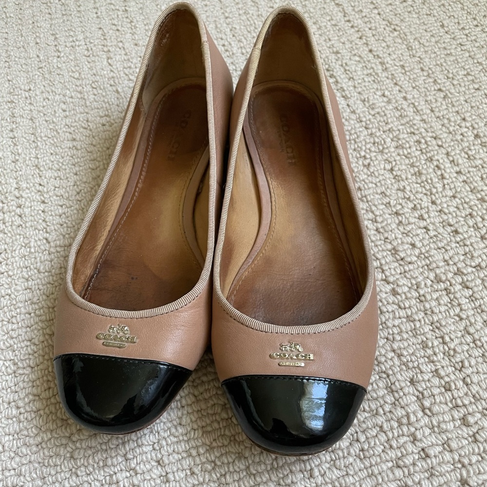 Coach flats